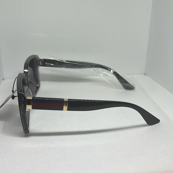 VG Women’s Butterfly Squared Women’s Sunglasses - Picture 2 of 3